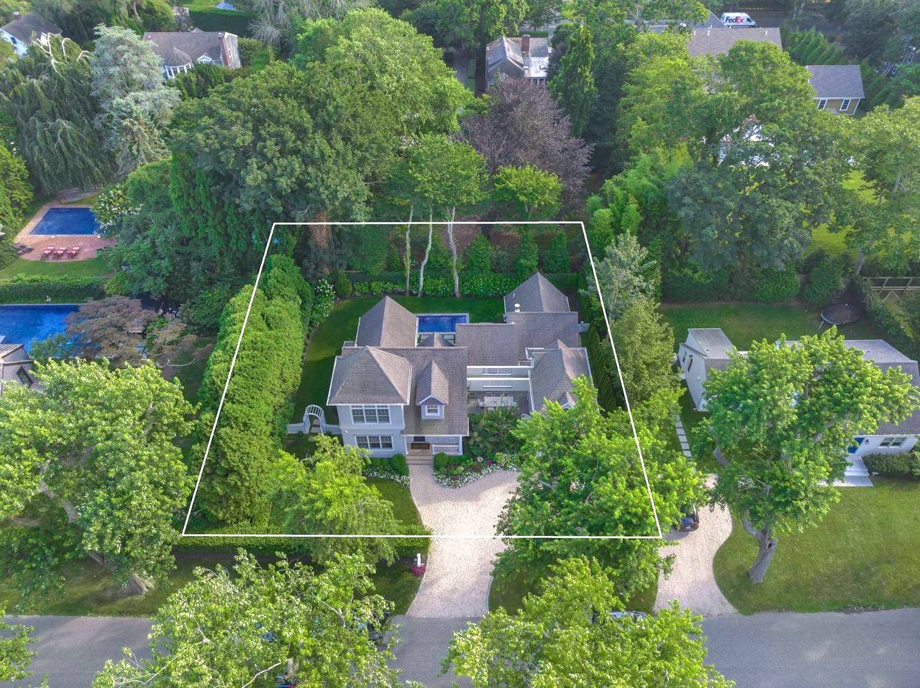 61 DAYTON LANE, East Hampton, NY, 11937